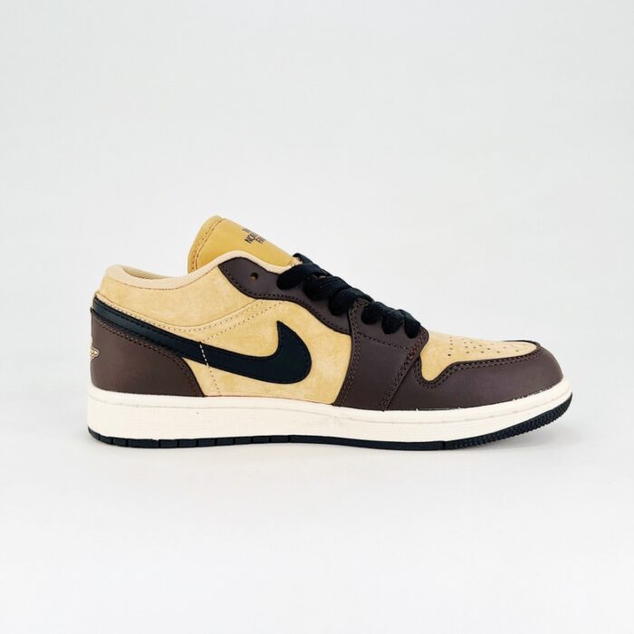 NIKE AIR JORDAN 1 LOW X THE NORTH FACE AROQUE BROWN - Image 2