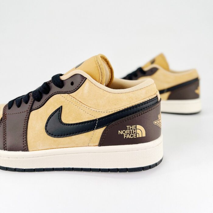 NIKE AIR JORDAN 1 LOW X THE NORTH FACE AROQUE BROWN - Image 3