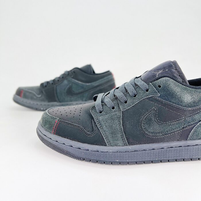 NIKE AIR JORDAN 1 LOW X TRAVIS SCOTT DARK SMOKE GREY FD8635 001 - Image 3