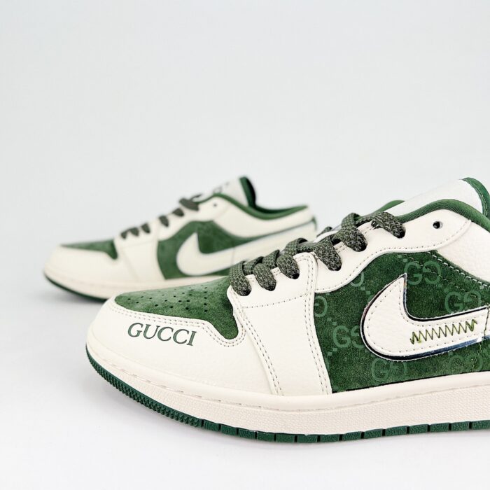 NIKE AIR JORDAN 1 LOW X GUCCI WHITE GREEN - Image 4