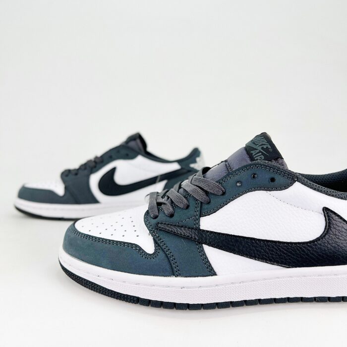 NIKE AIR JORDAN 1 LOW SUEDE NAVY BLUE - Image 4